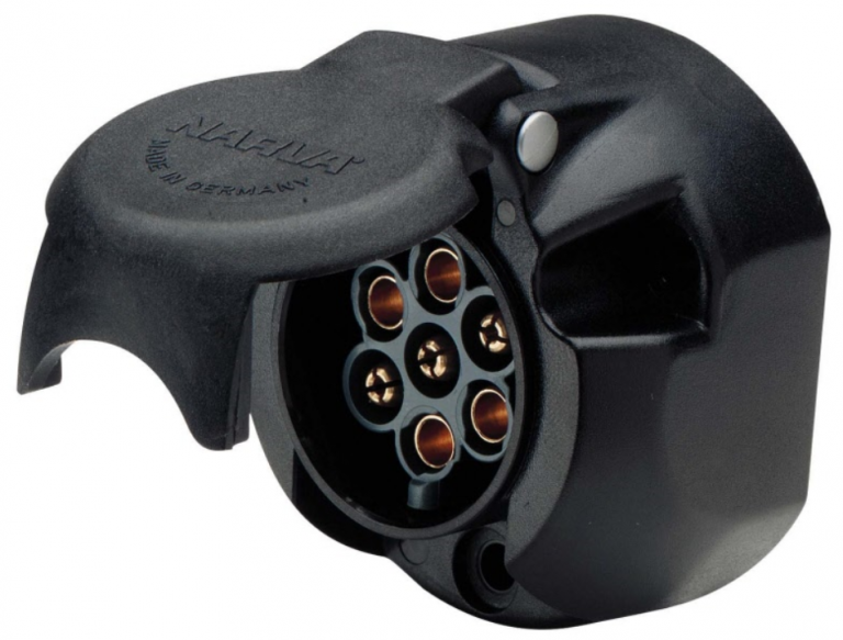 7 Pin Large Round Plastic Trailer Socket (BL Pack) - SA Trailer